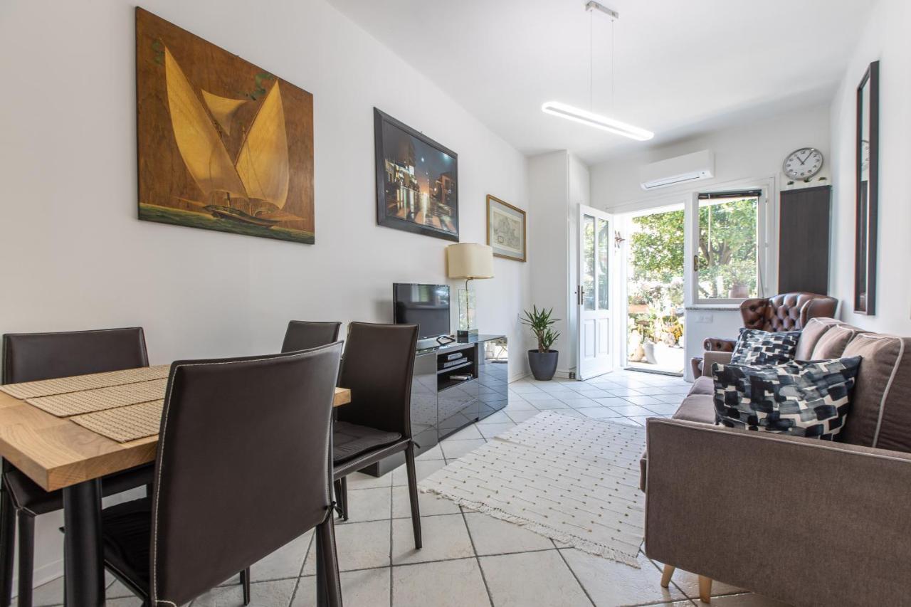 Ferienwohnung ,,La Chaumiere D'Azur” Roquebrune-Cap-Martin Exterior foto